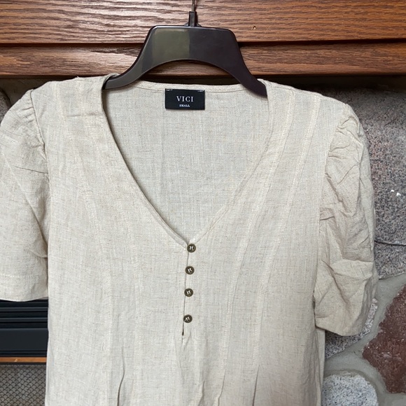 VICI Linen Blend Dress - Picture 2 of 5